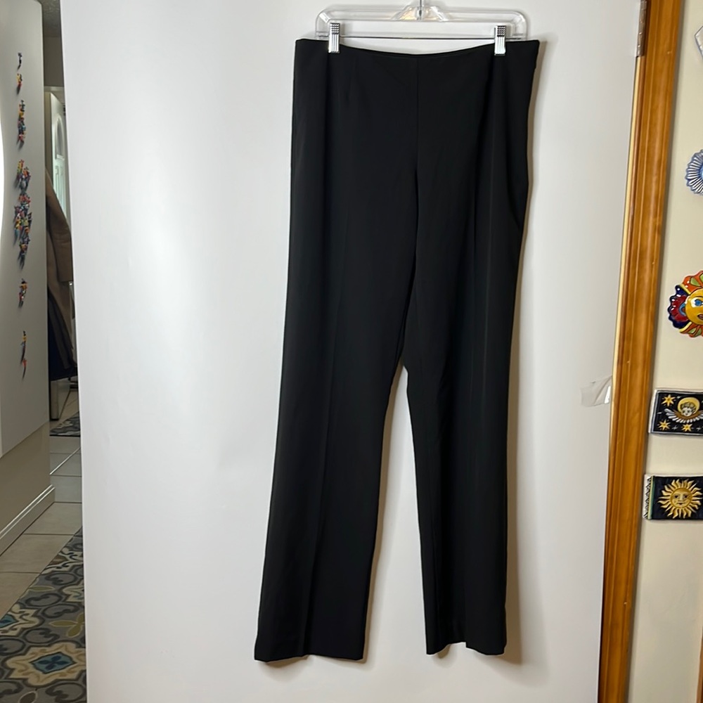 Little Black Pant by Measure & Made with Fitlogic Womens Black Pant SIZE 10.1